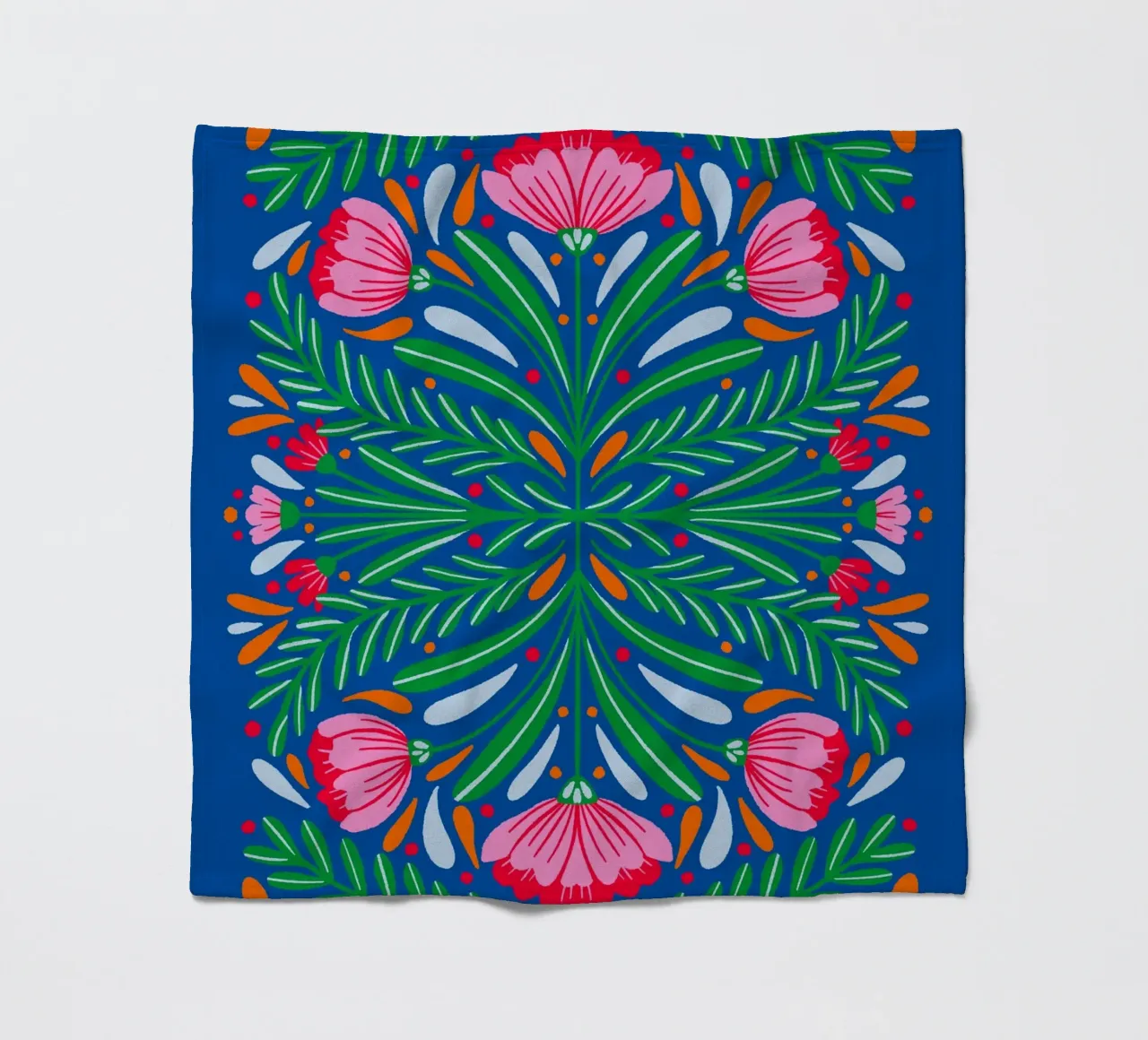 Fiori simmetrici e audaci coperta in pile da Wackapacka