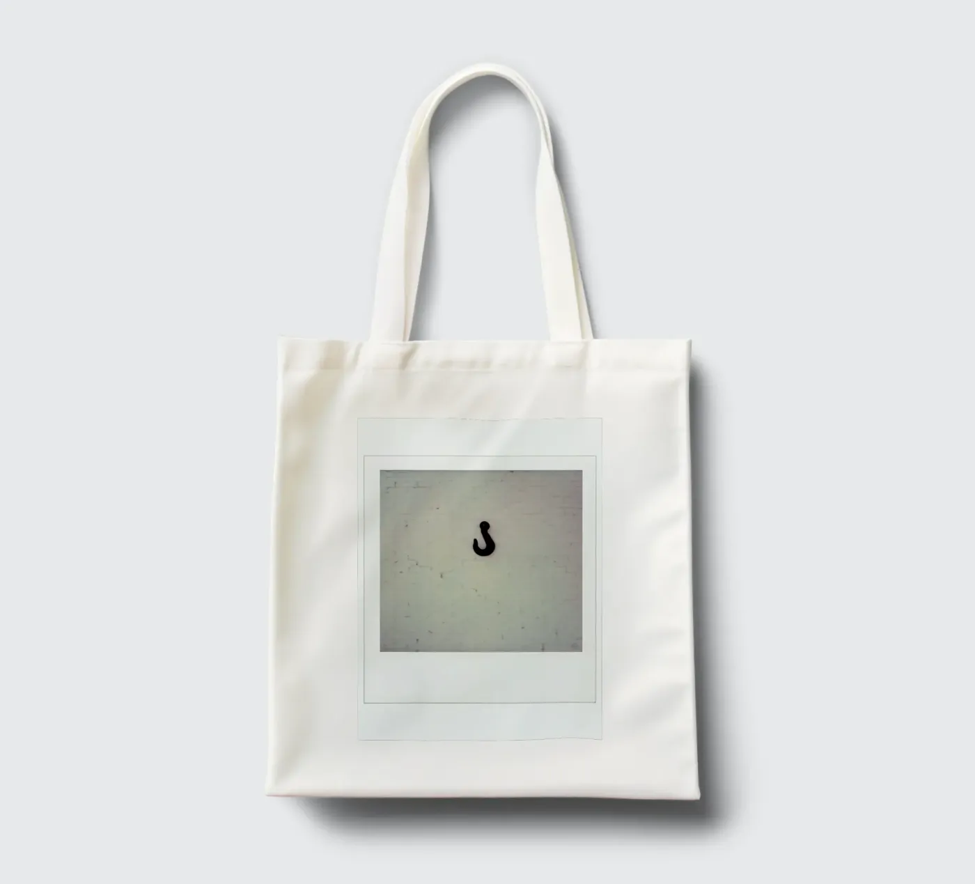 Hook tote bag by Lou Garoup