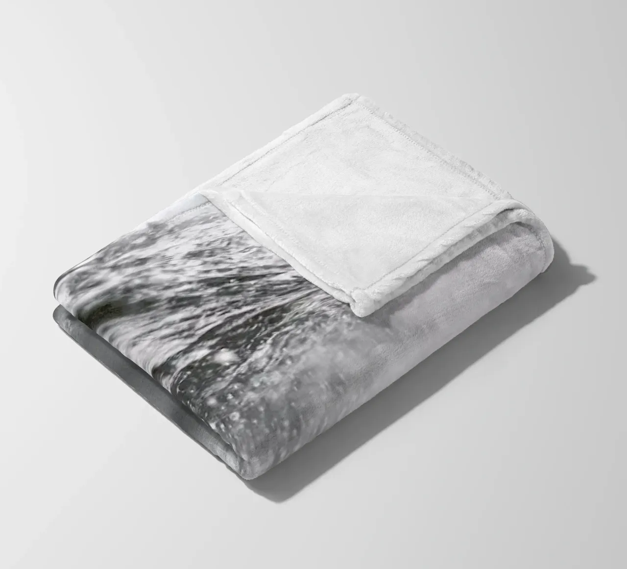 Beneath the surface fleecedeken van Shot By Clint