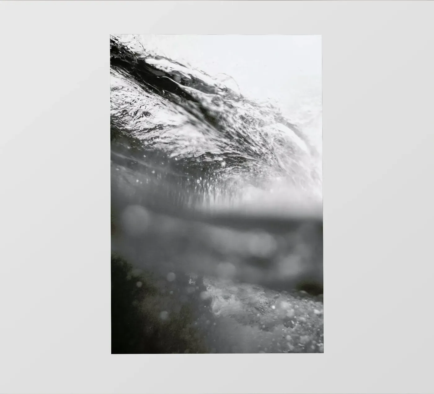 Beneath the surface pellicola backlit da Shot By Clint