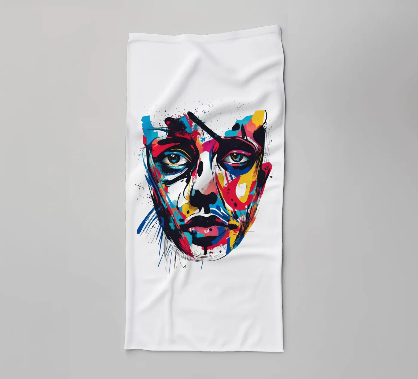 Face #3 badhanddoek van Art Unleashed