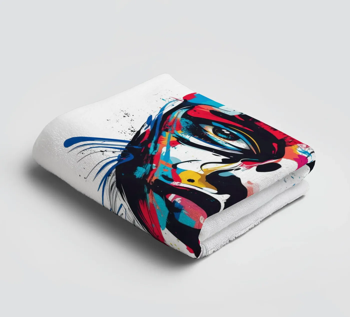 Face #3 badhanddoek van Art Unleashed