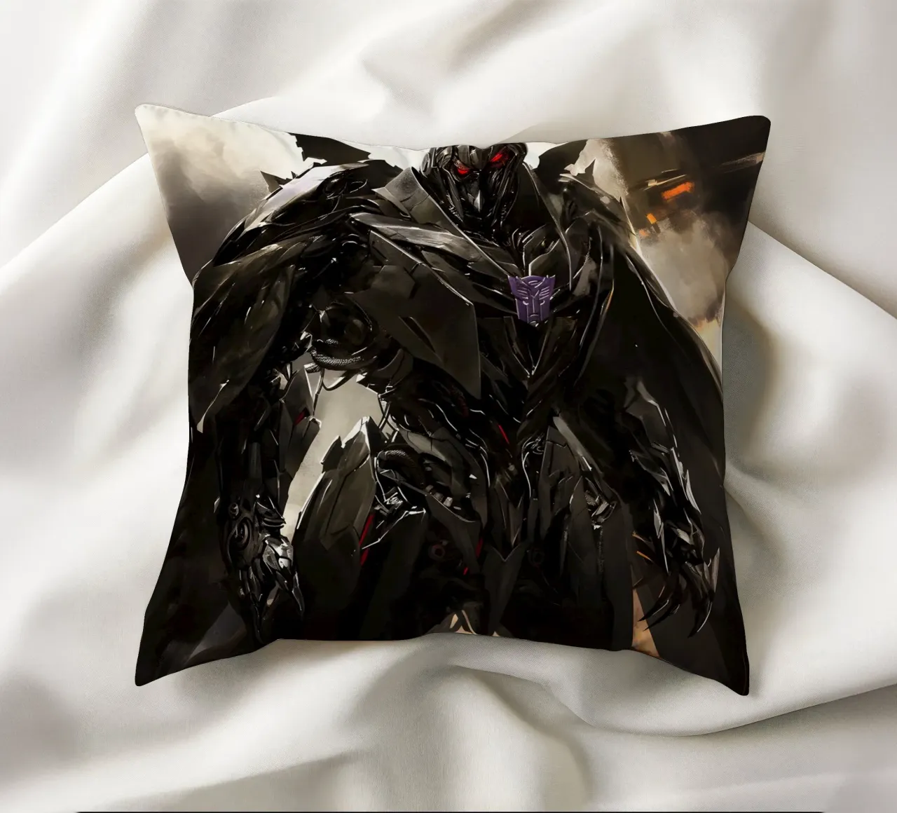 Megatron cuscino da FreeArtStudio