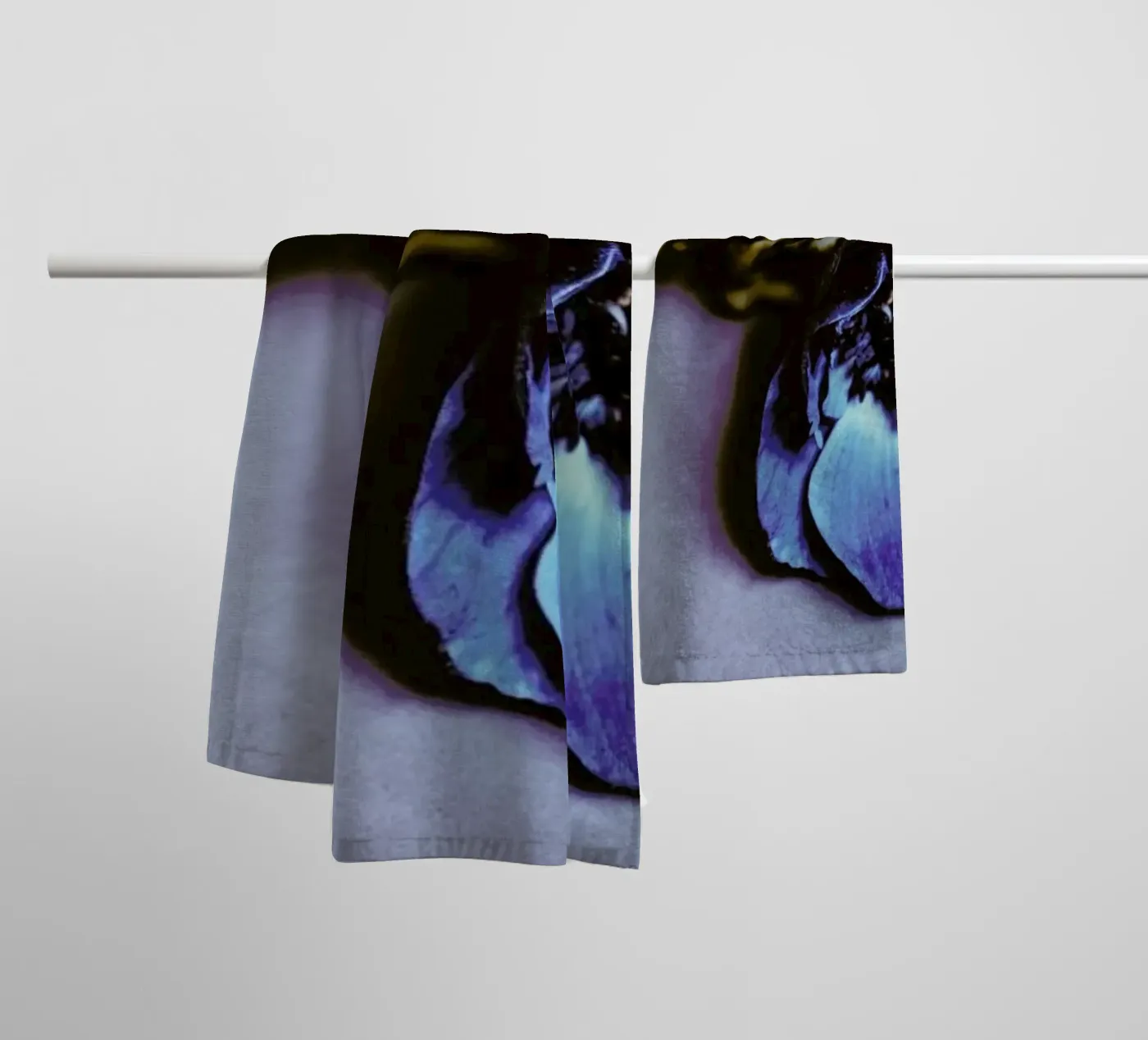 Fleur badhanddoek van Morgan Kendall