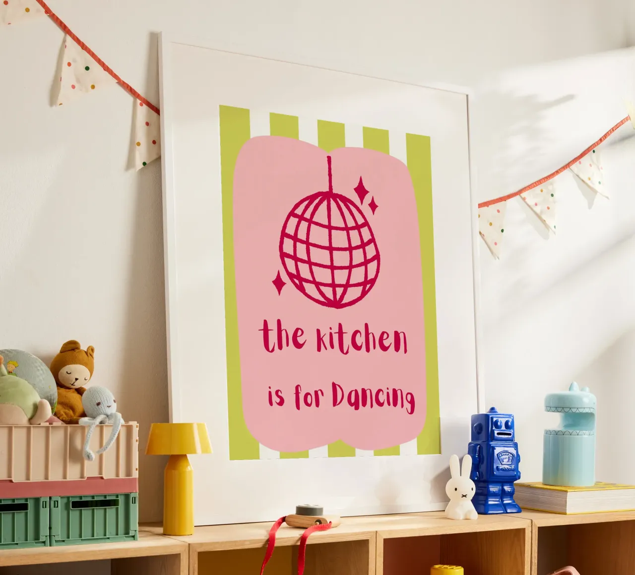 the kitchen is for Dancing poster con telaio in alluminio da ramosashop