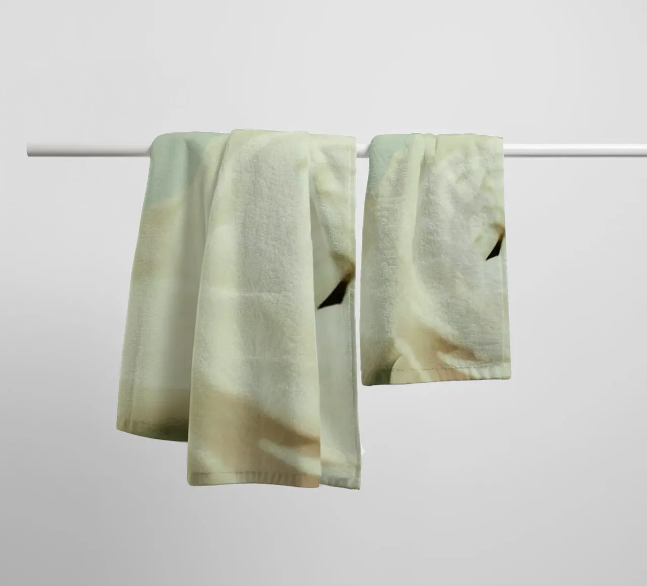 Cream asciugamano da bagno da Morgan Kendall