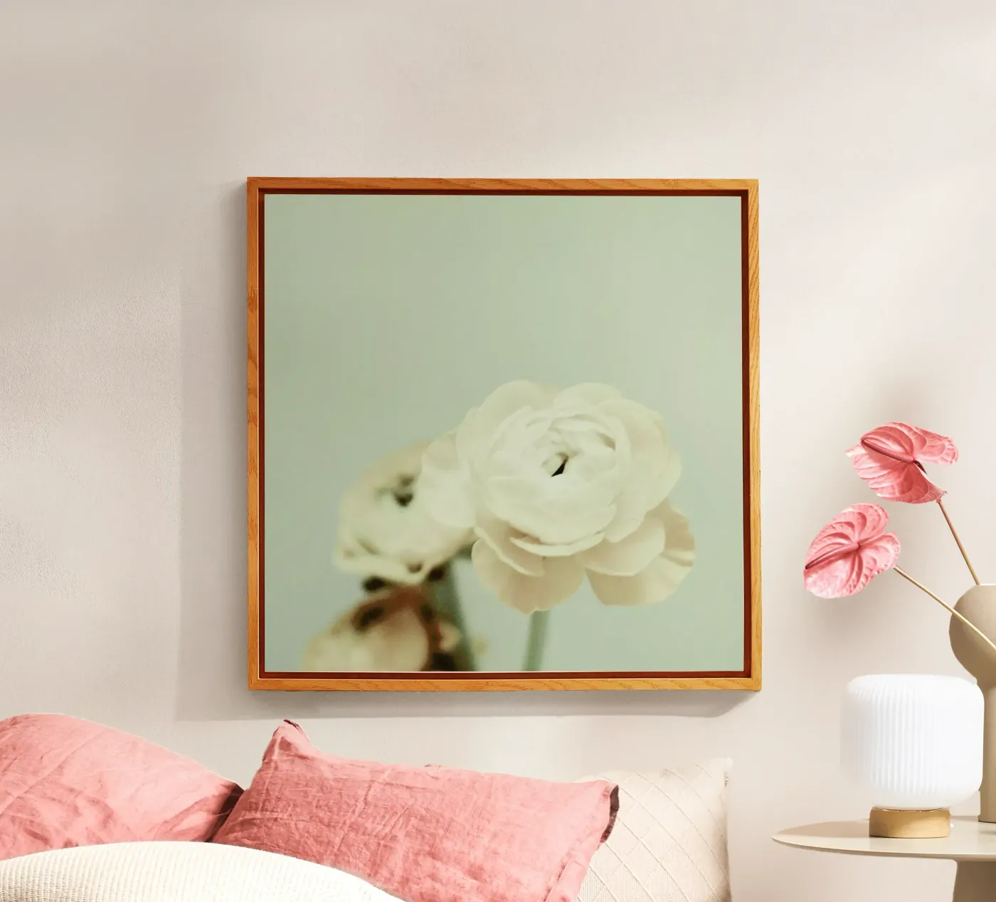 Cream plexiglass da Morgan Kendall