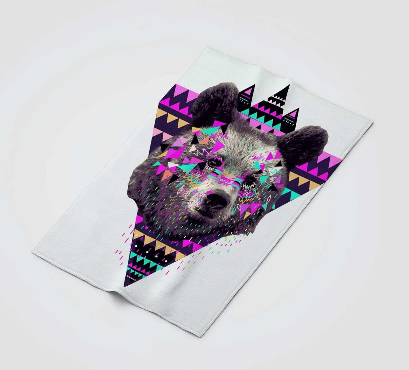 Piniata Bear fleecedeken van Kris Tate