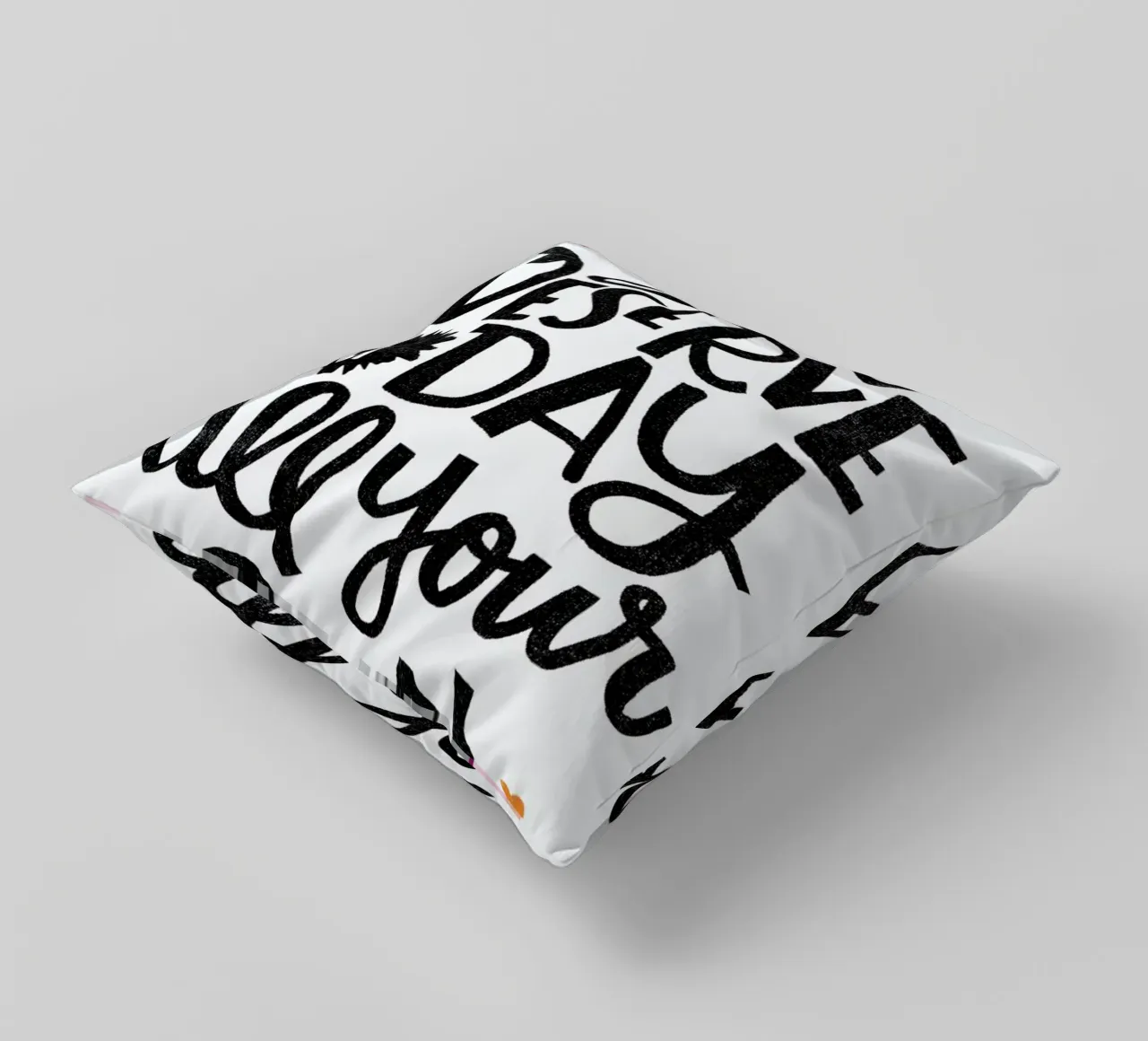 A Day Your Own cuscino da Matthew Taylor Wilson