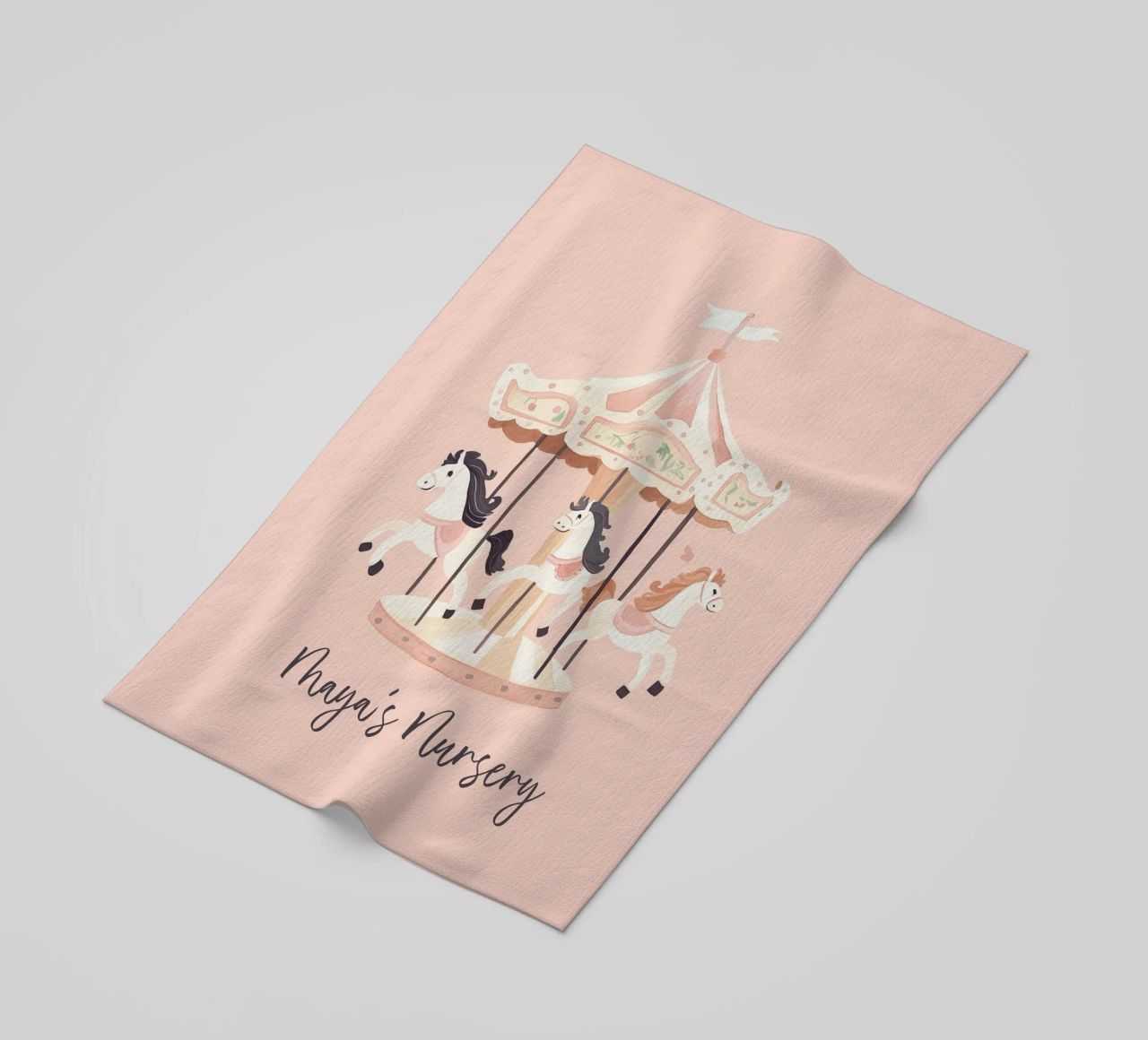Personalisiertes Geschenk, Custom Nursery Art, Custom Name Print Strandtuch von Little Lola