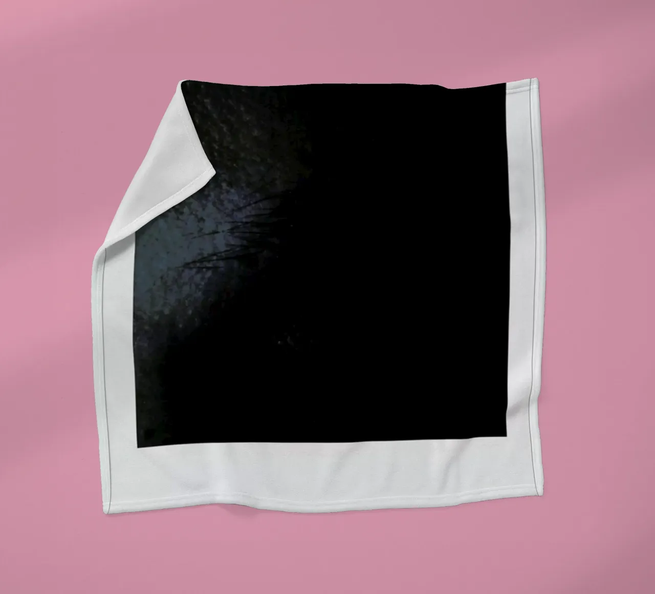 Eye dark coperta in pile da Lou Garoup