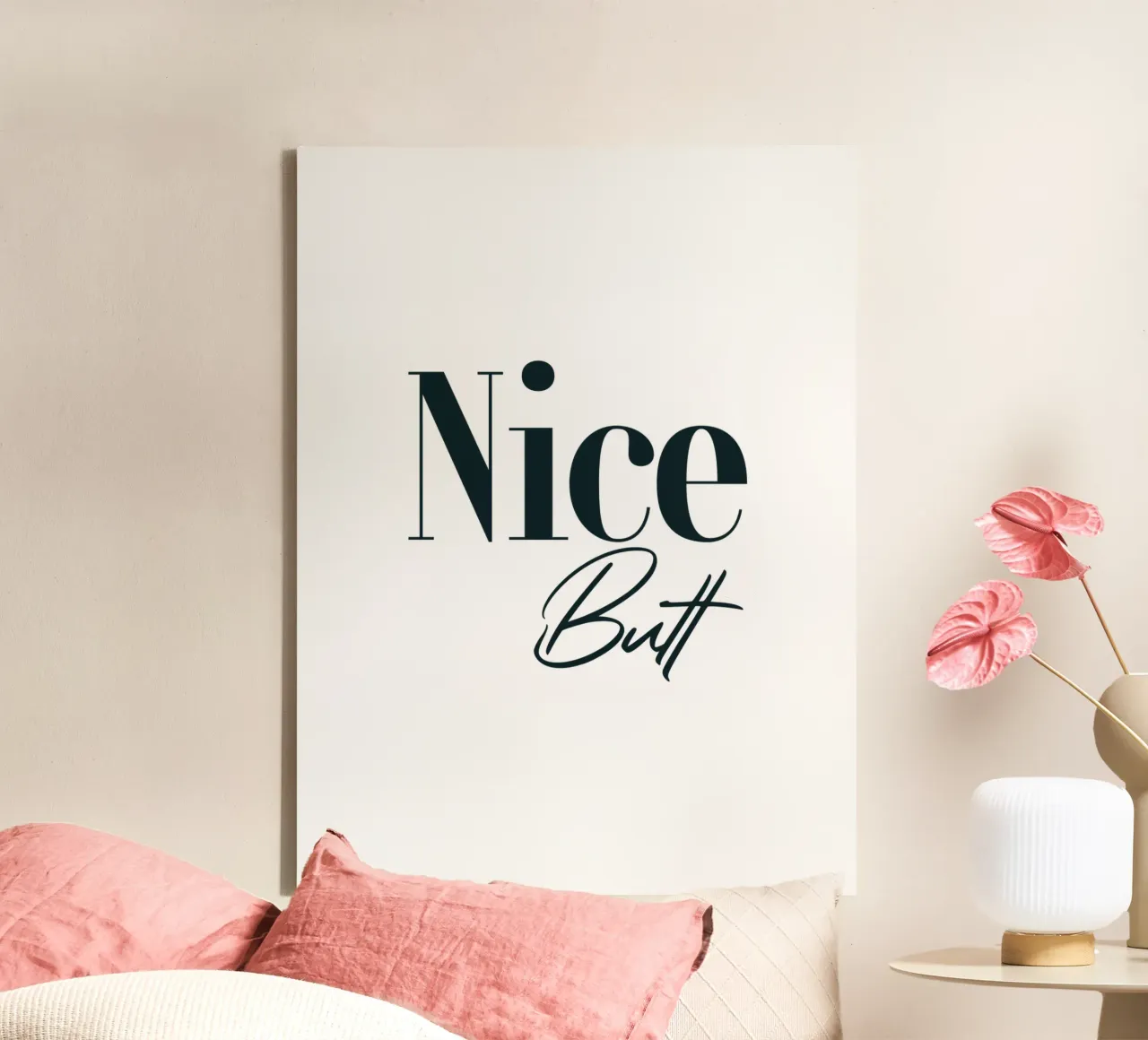 Nice Butt Tipografía minimalista moderna lienzo con Marco flotante de YV TYPOGRAPHY