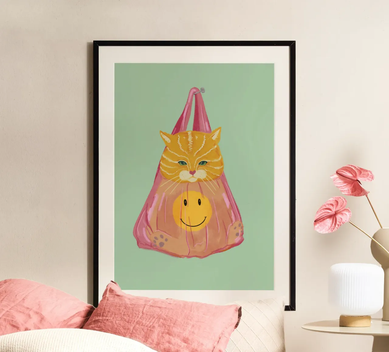 Gatto in borsa poster con telaio in legno da Illustration Raissa Oltmanns