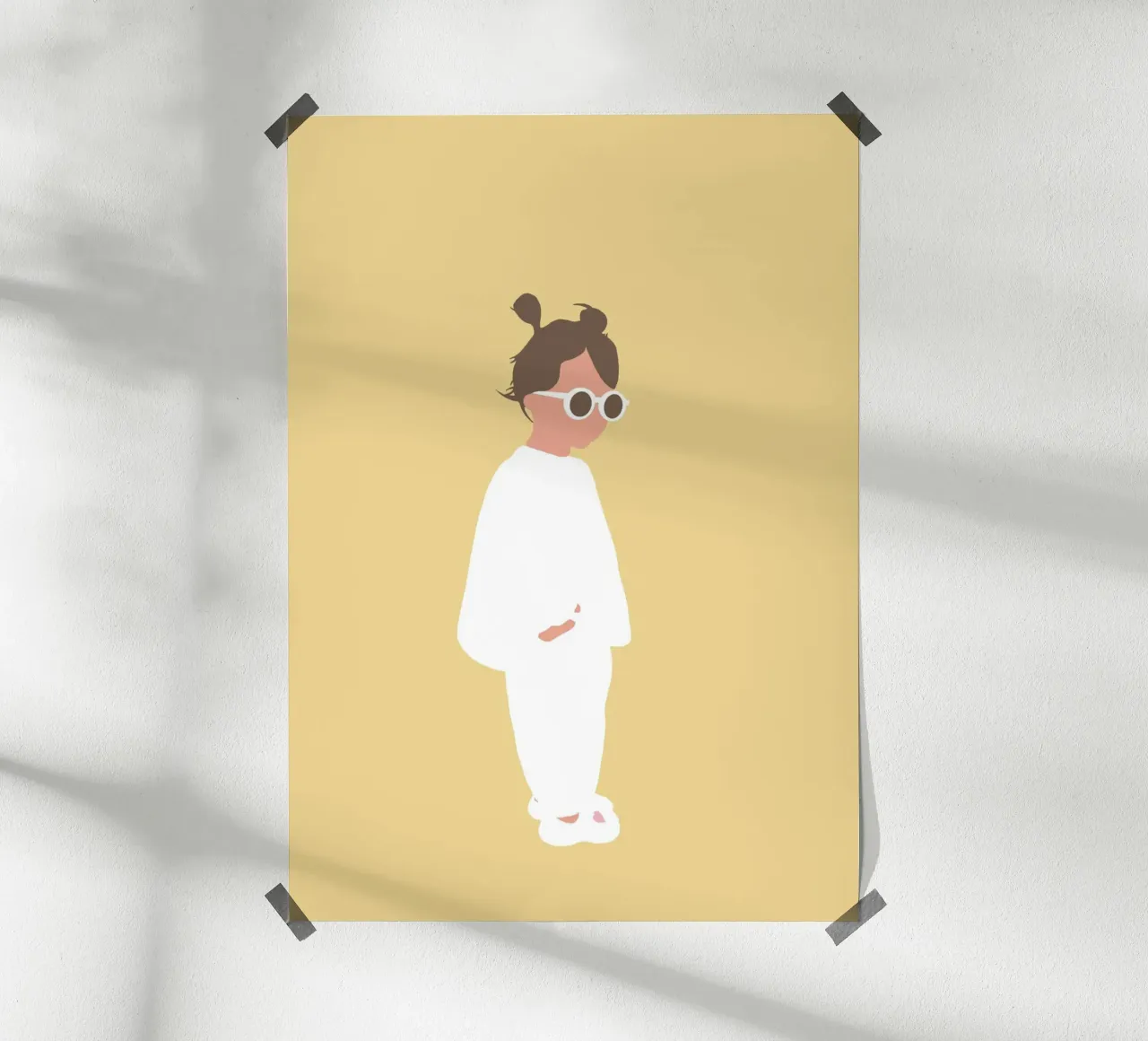 LOLA - Ragazza con occhiali da sole illustrazione minimalista poster con telaio in alluminio da Tine Taler