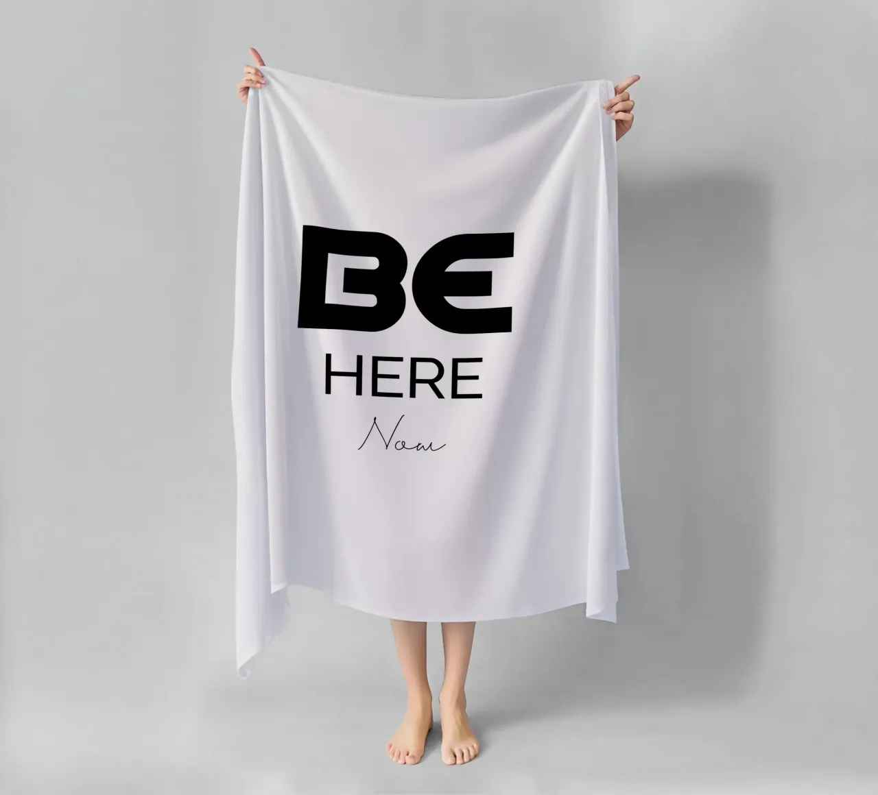 Be Here Now Semplice tipografia moderna e minimalista telo mare da YV TYPOGRAPHY