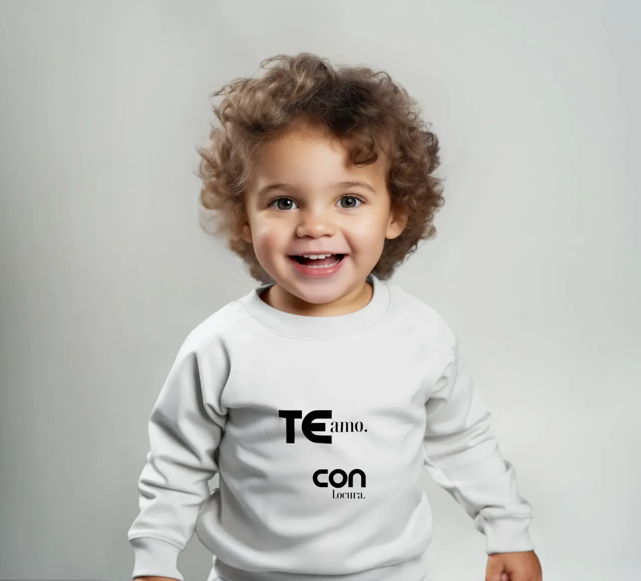 Te Amo Con Locura Semplice tipografia moderna e minimalista felpa neonato da YV TYPOGRAPHY