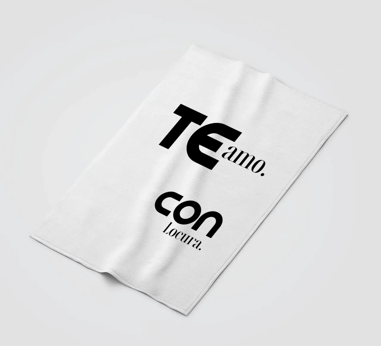 Te Amo Con Locura Semplice tipografia moderna e minimalista coperta in pile da YV TYPOGRAPHY