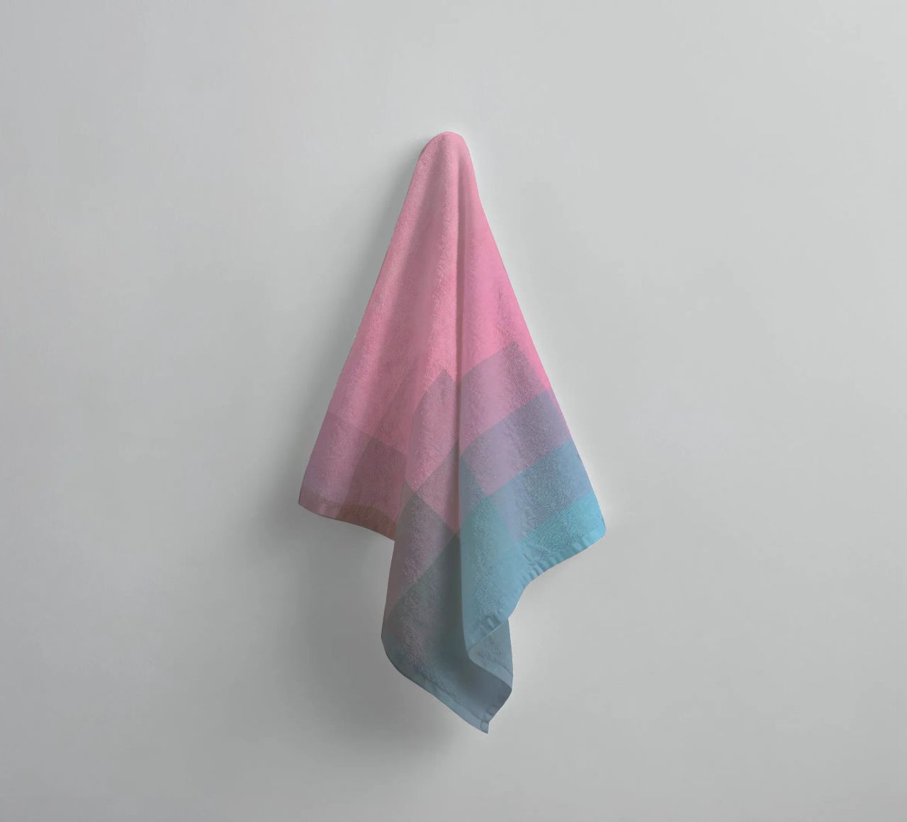 Girly Pixel Surface asciugamano da bagno da Danny Ivan