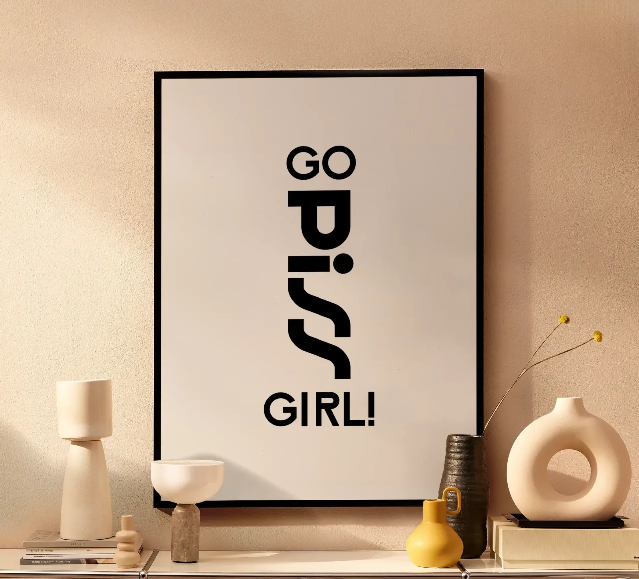 Go Piss Girl Semplice tipografia moderna e minimalista carta hahnemühle da YV TYPOGRAPHY