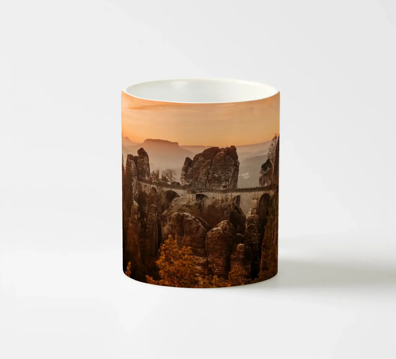 Alba Svizzera sassone - Vista sul Bastei tazza in ceramica da Bold and Retro