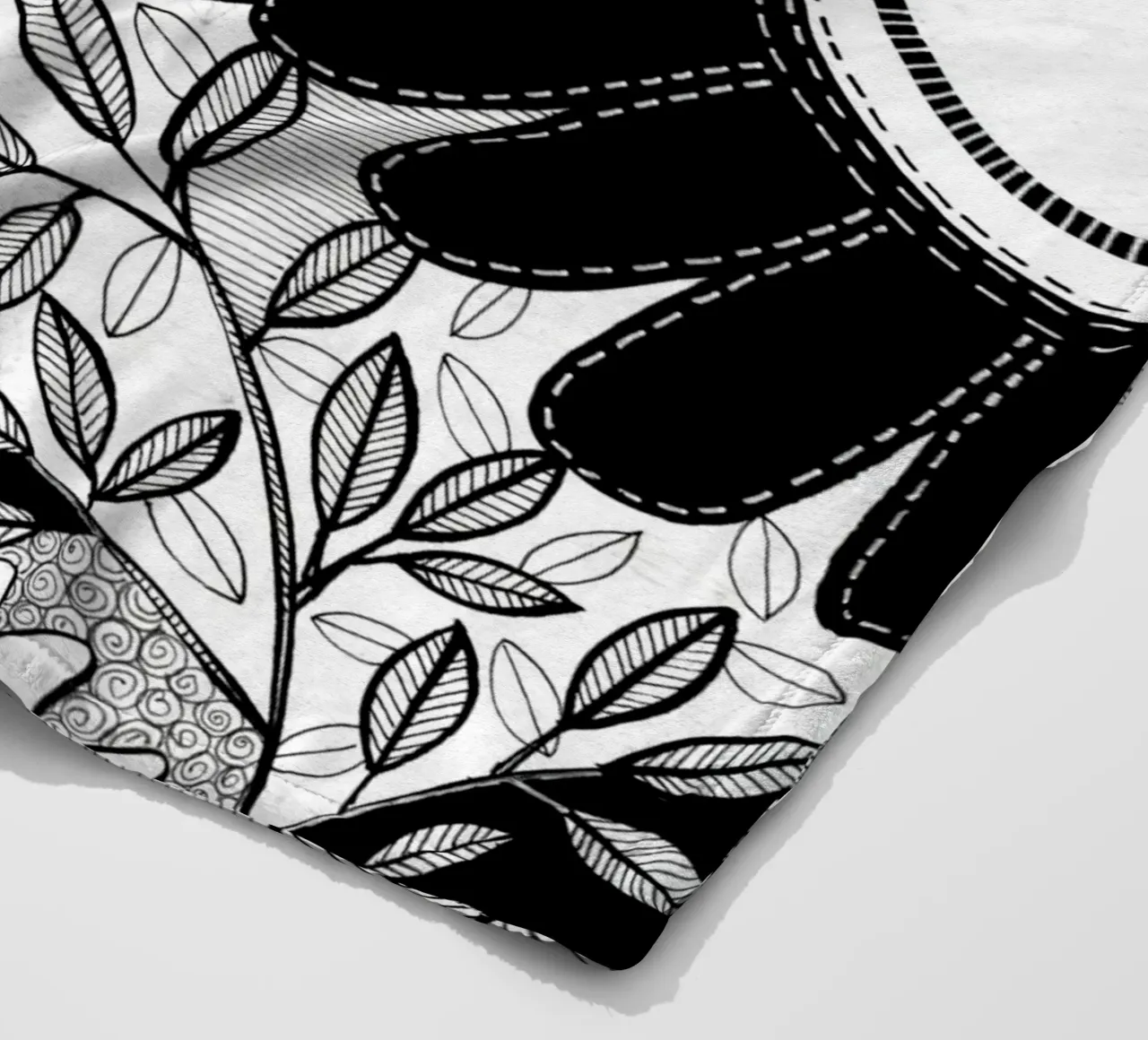 Susan Black - Giardino botanico bianco nero coperta in pile da The Artcircle