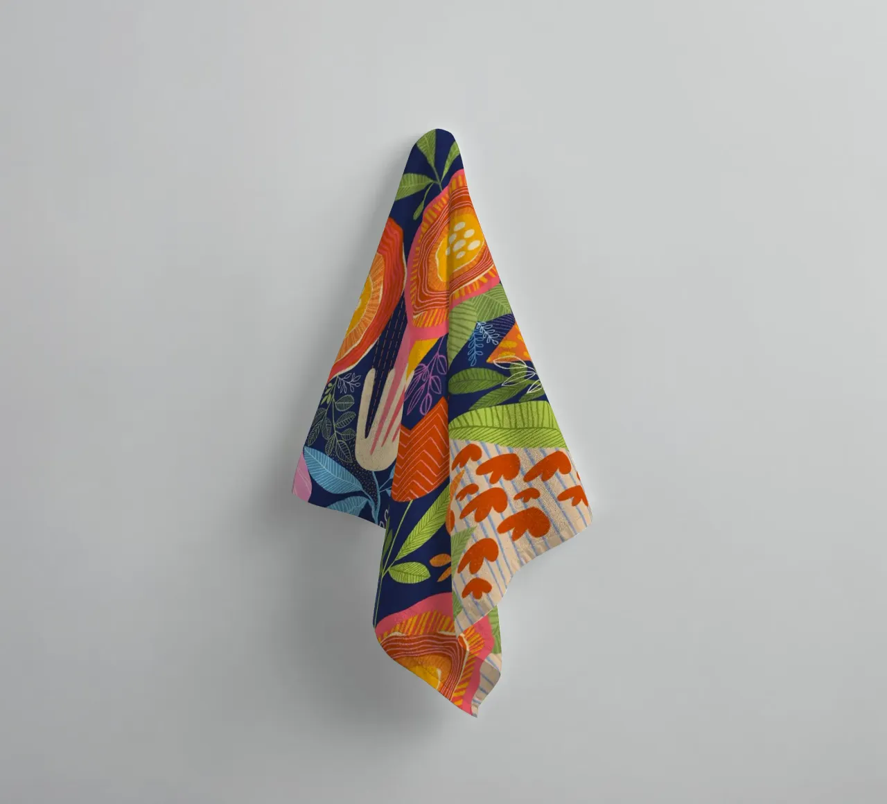 Susan Black - Botanica multicolore asciugamano da bagno da The Artcircle
