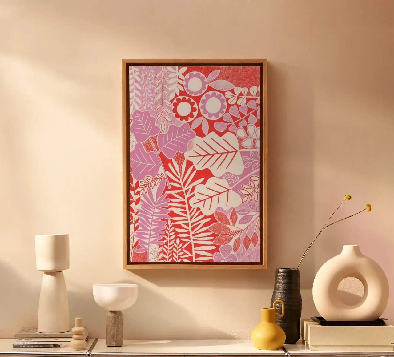Susan Zwart - Botanisch Rood Lila canvas met Baklijst van The Artcircle