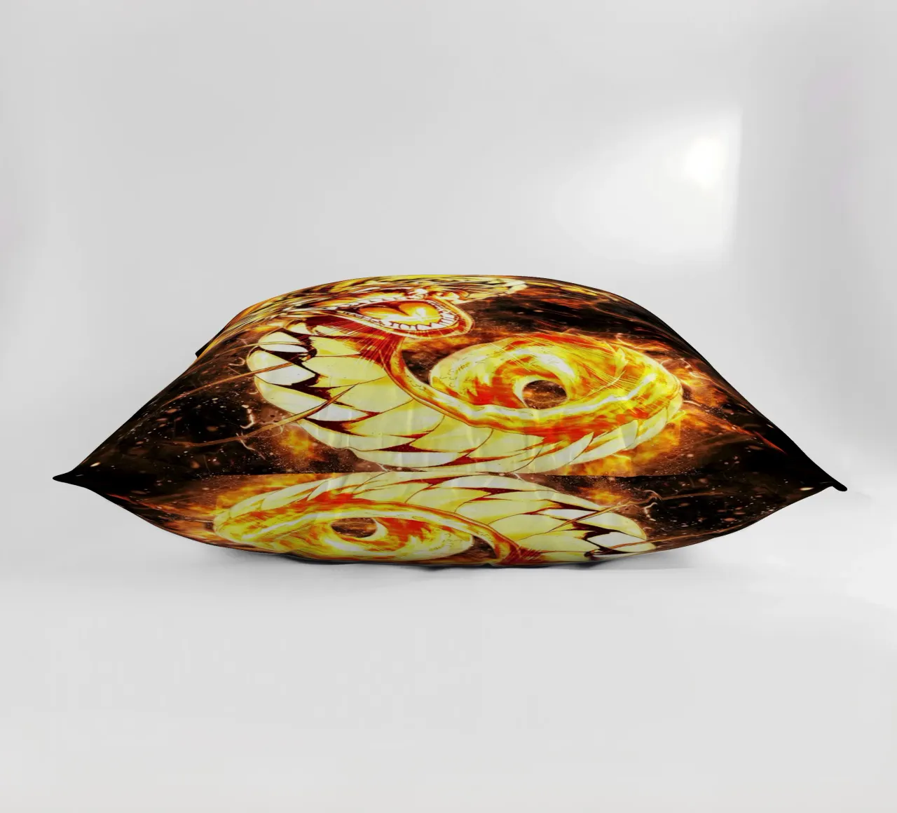 Dragon Fist cuscino da Neonartstudio