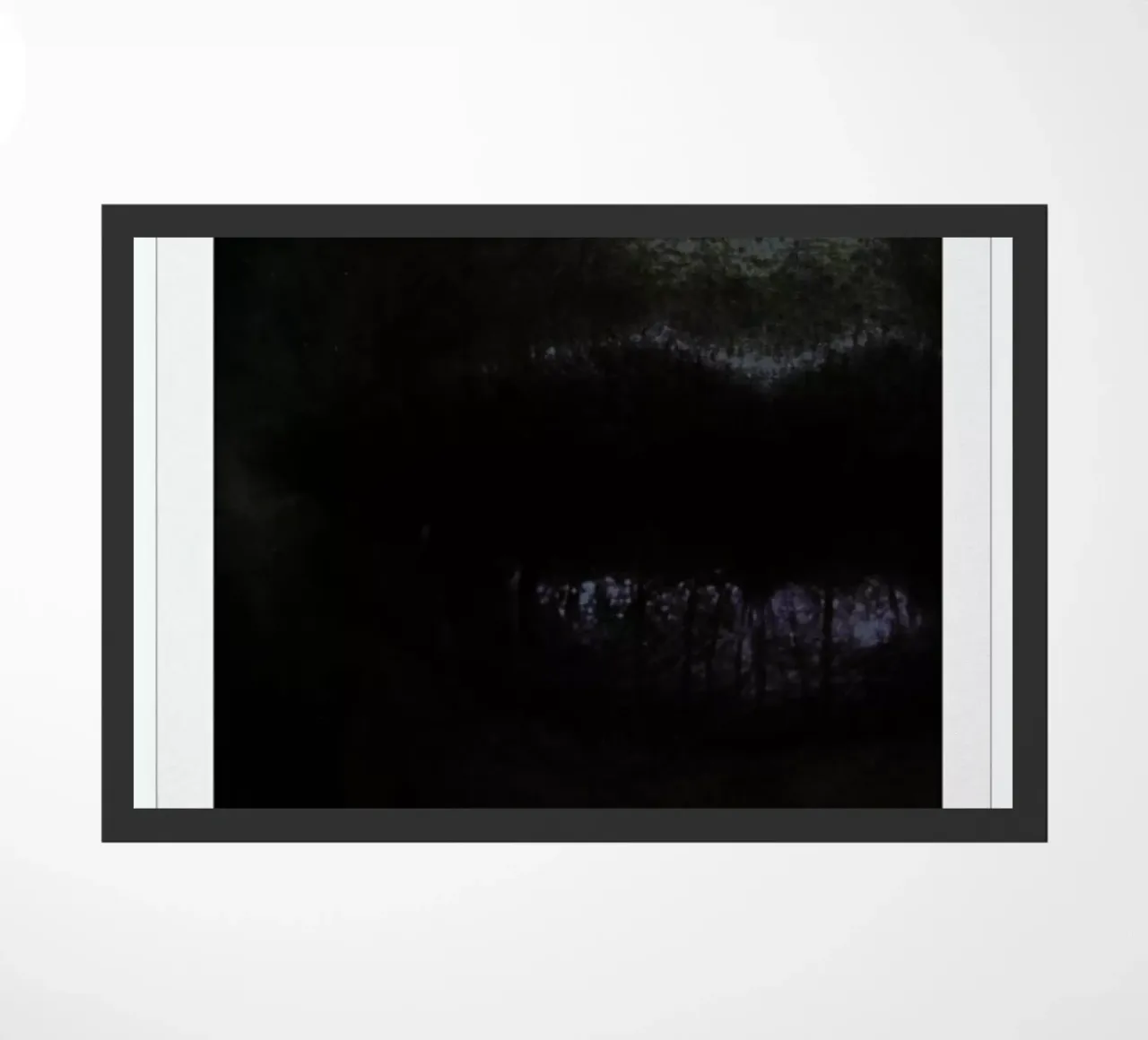 Lips dark zerbino da Lou Garoup