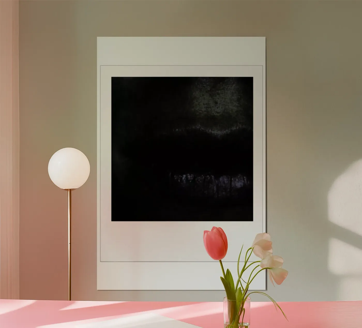 Lips dark poster van Lou Garoup