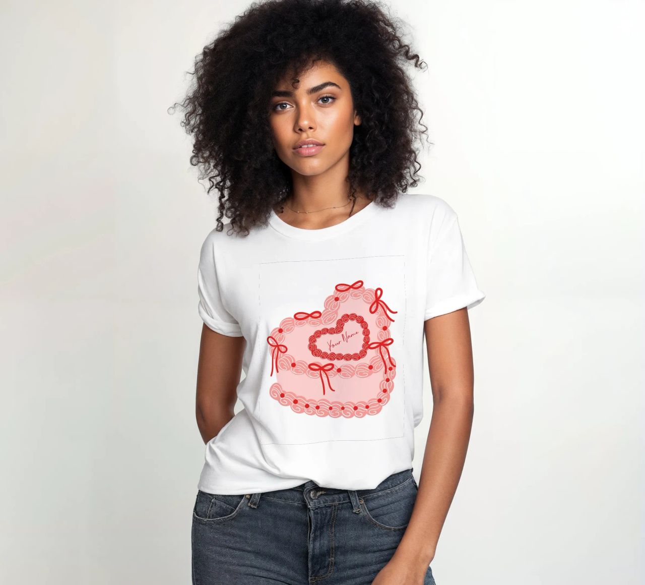 Boog verjaardagstaart, aanpasbare print, gepersonaliseerde sticker dames t-shirt getailleerd van Coquette Club