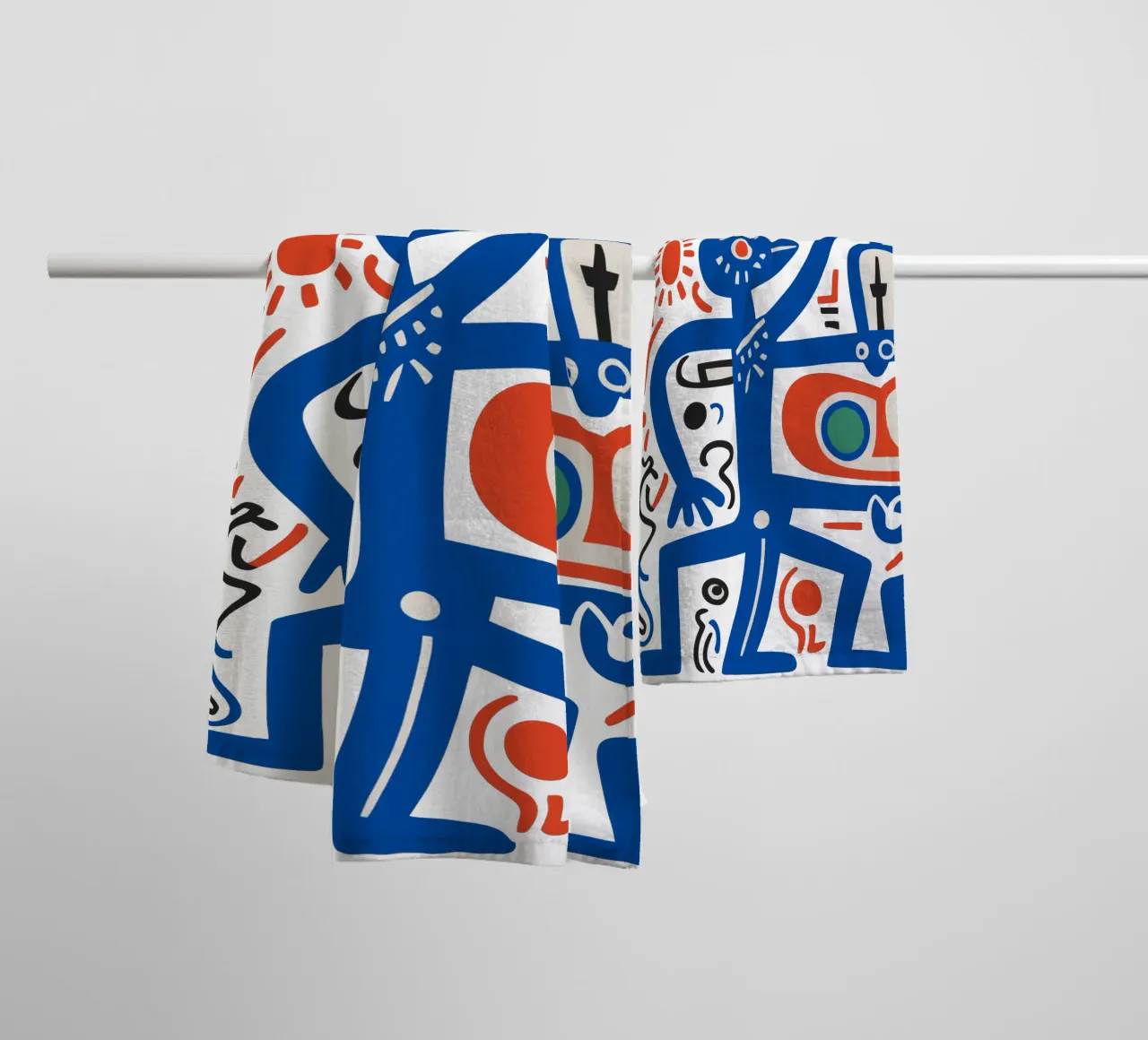 Blue Fishes and Men Aztec Tribal Graffiti Handtuch von Signorino