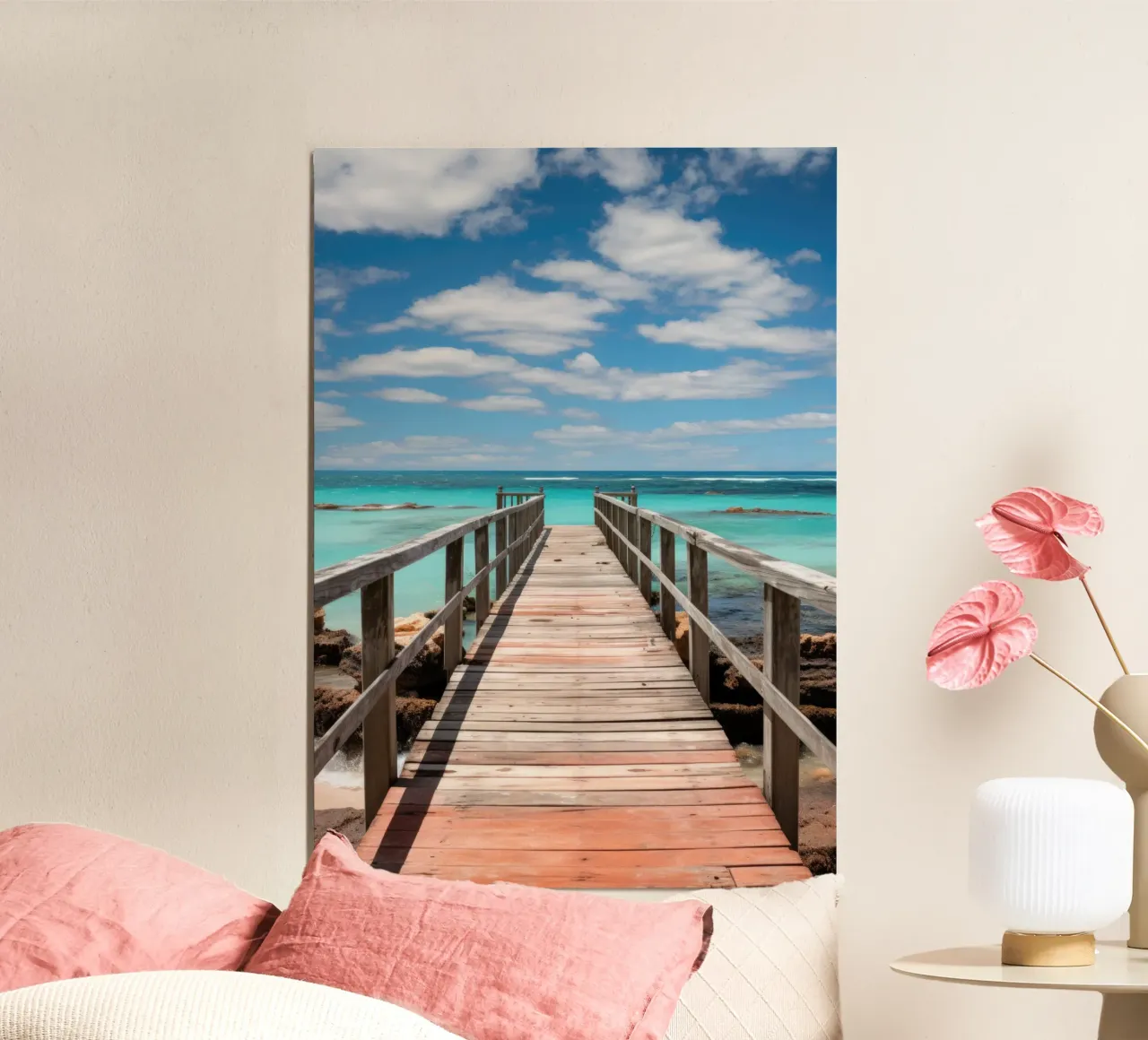 Passerella in legno verso il mare poster con telaio in legno da PosterPrint