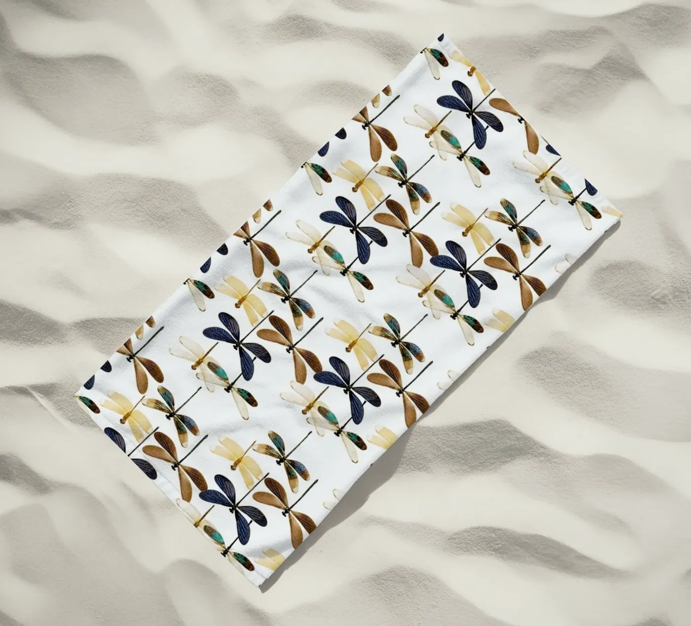 Dragonflies telo mare da Curious Collections by Marielle Leenders