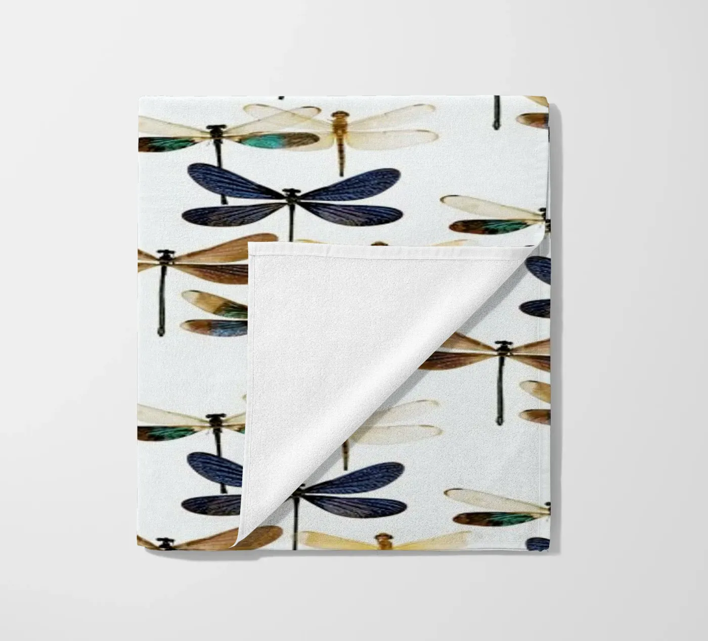 Dragonflies telo mare da Curious Collections by Marielle Leenders