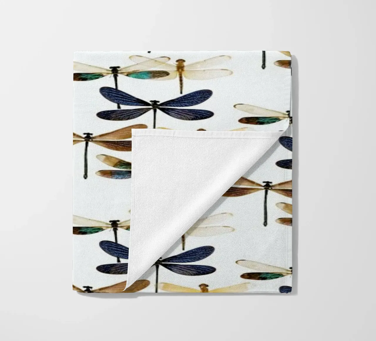 Dragonflies telo mare da Curious Collections by Marielle Leenders