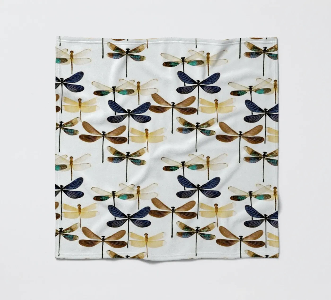 Dragonflies fleecedeken van Curious Collections by Marielle Leenders