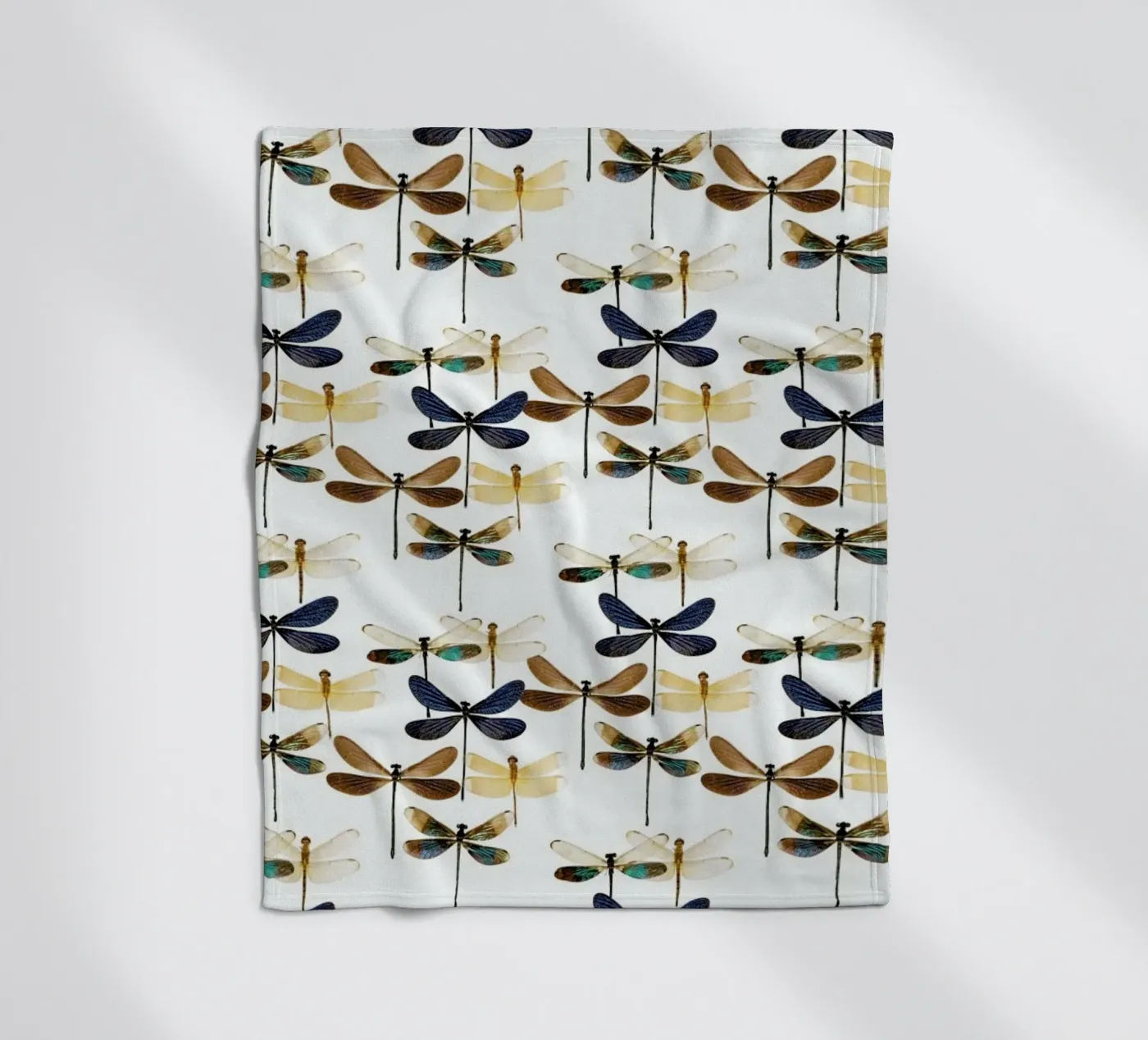 Dragonflies Fleecedecke von Curious Collections by Marielle Leenders
