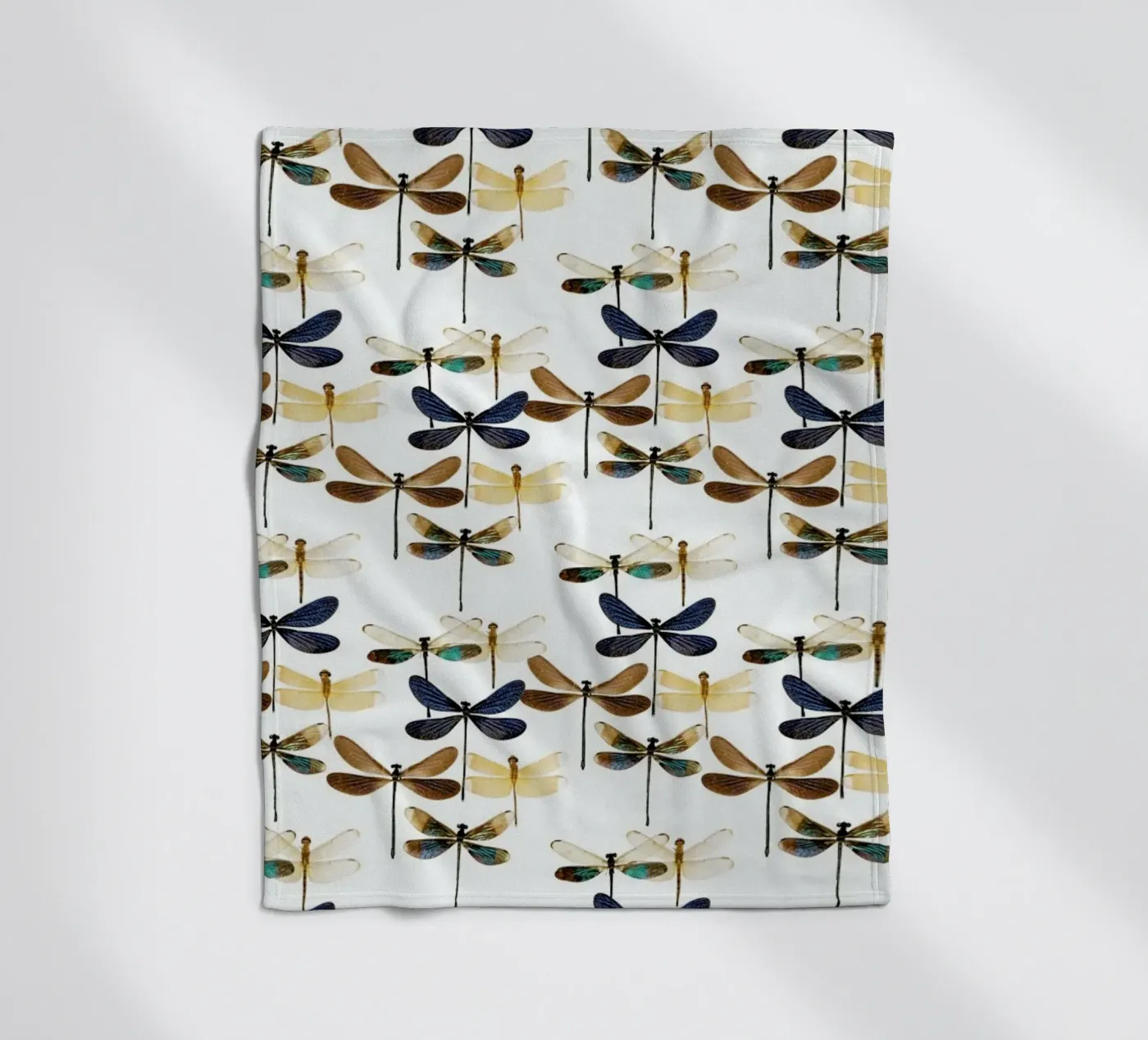 Dragonflies fleecedeken van Curious Collections by Marielle Leenders