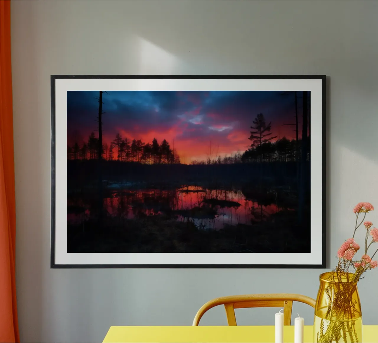 Tramonto al lago della foresta poster con telaio in plastica da PosterPrint