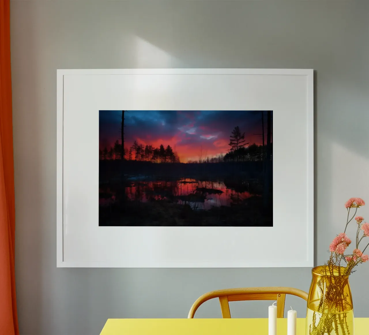 Tramonto al lago della foresta poster con telaio in plastica da PosterPrint