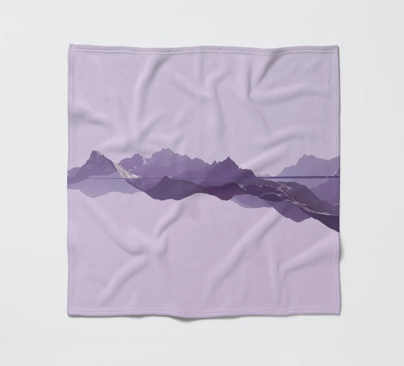 Mountains 1 Fleecedecke von Julian Wolkenstein