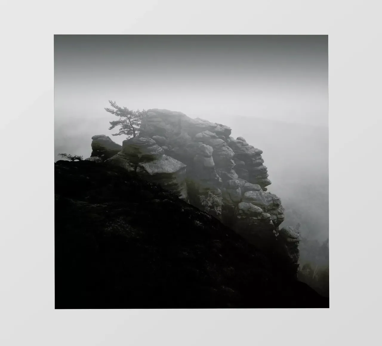 Monolith, Pfaffenstein pellicola backlit da Håggard Photography | Ronny Behnert