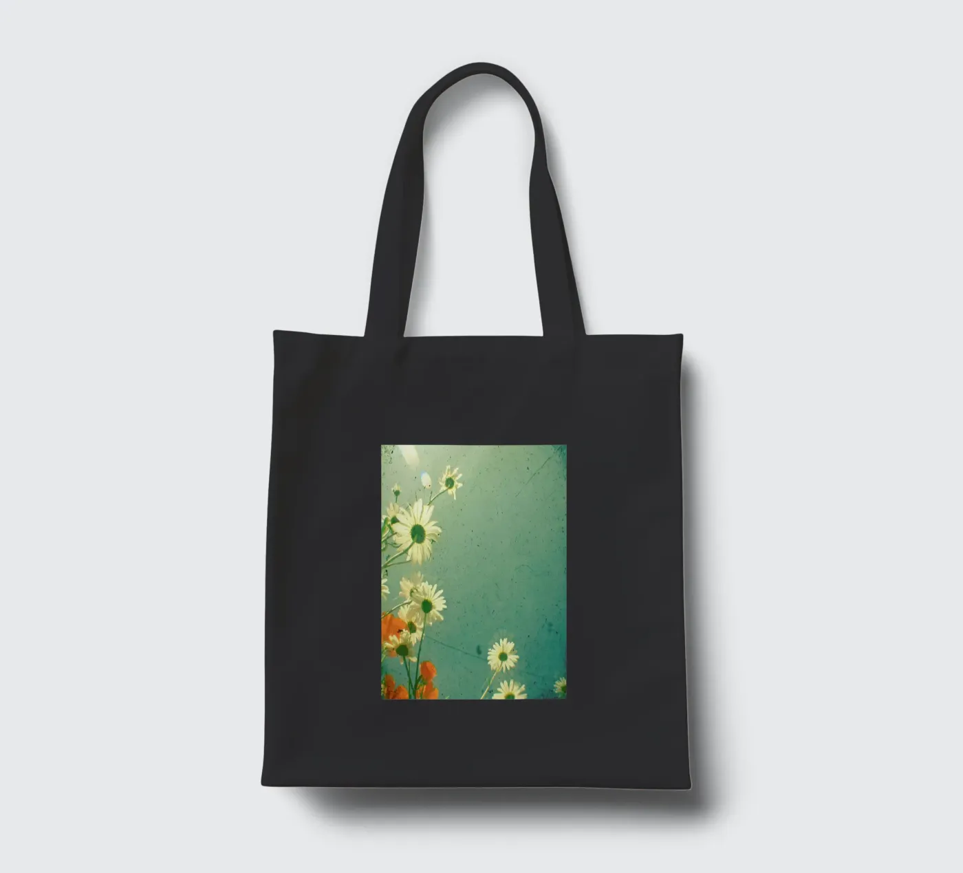 Daisy tote bag by Cassia Beck Photography