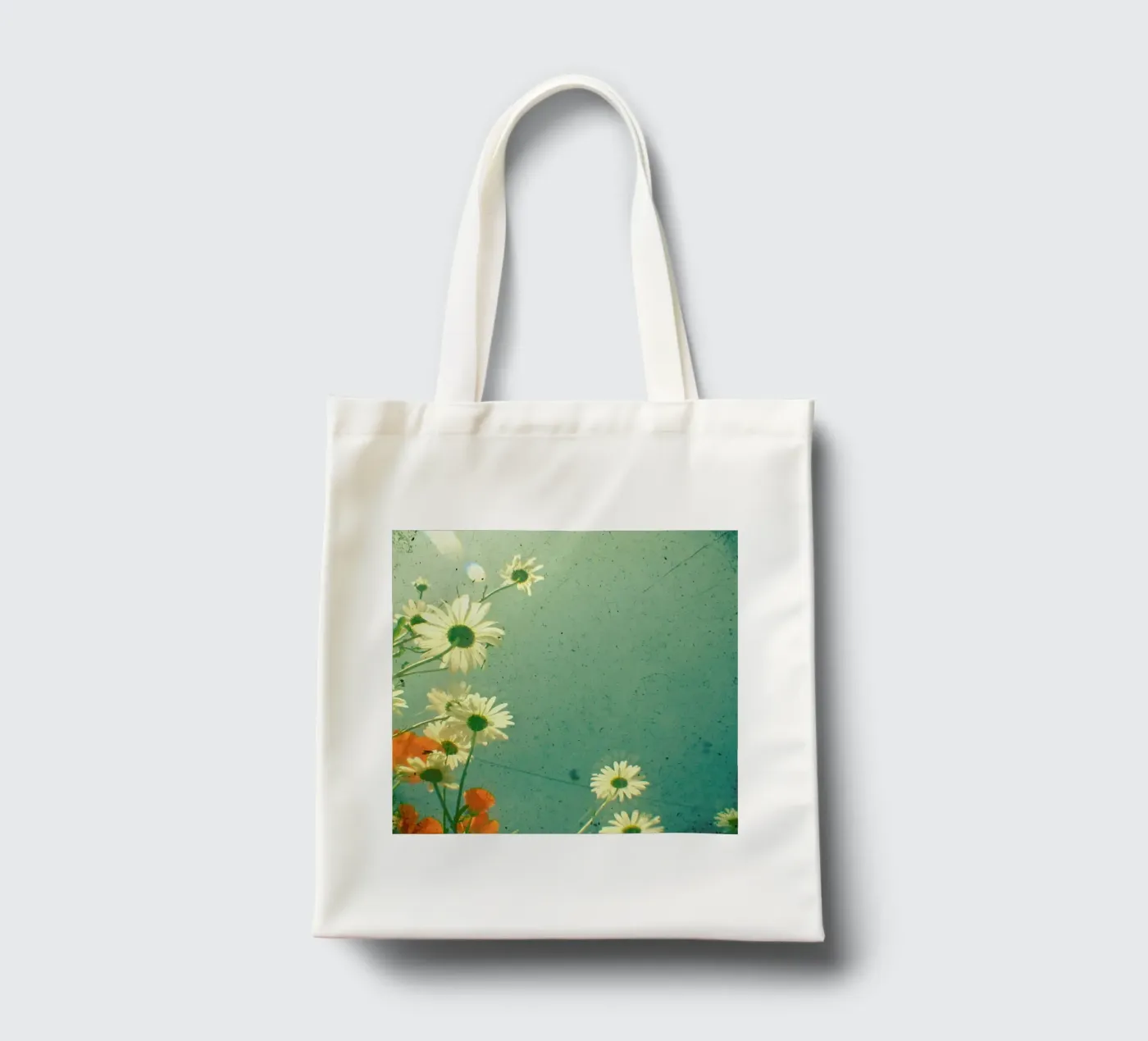 Daisy tote bag by Cassia Beck Photography