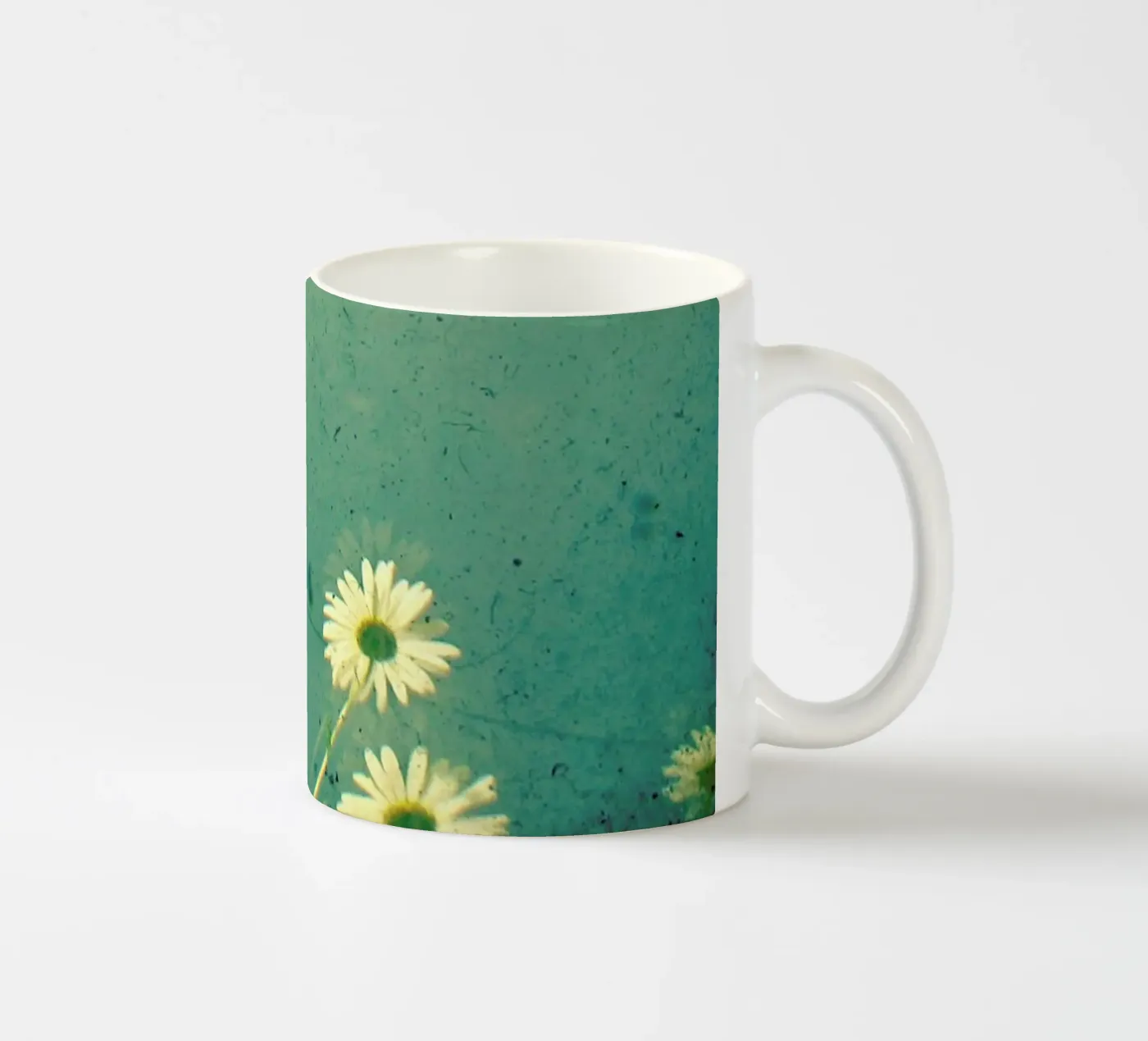 Daisy mug en céramique de Cassia Beck Photography
