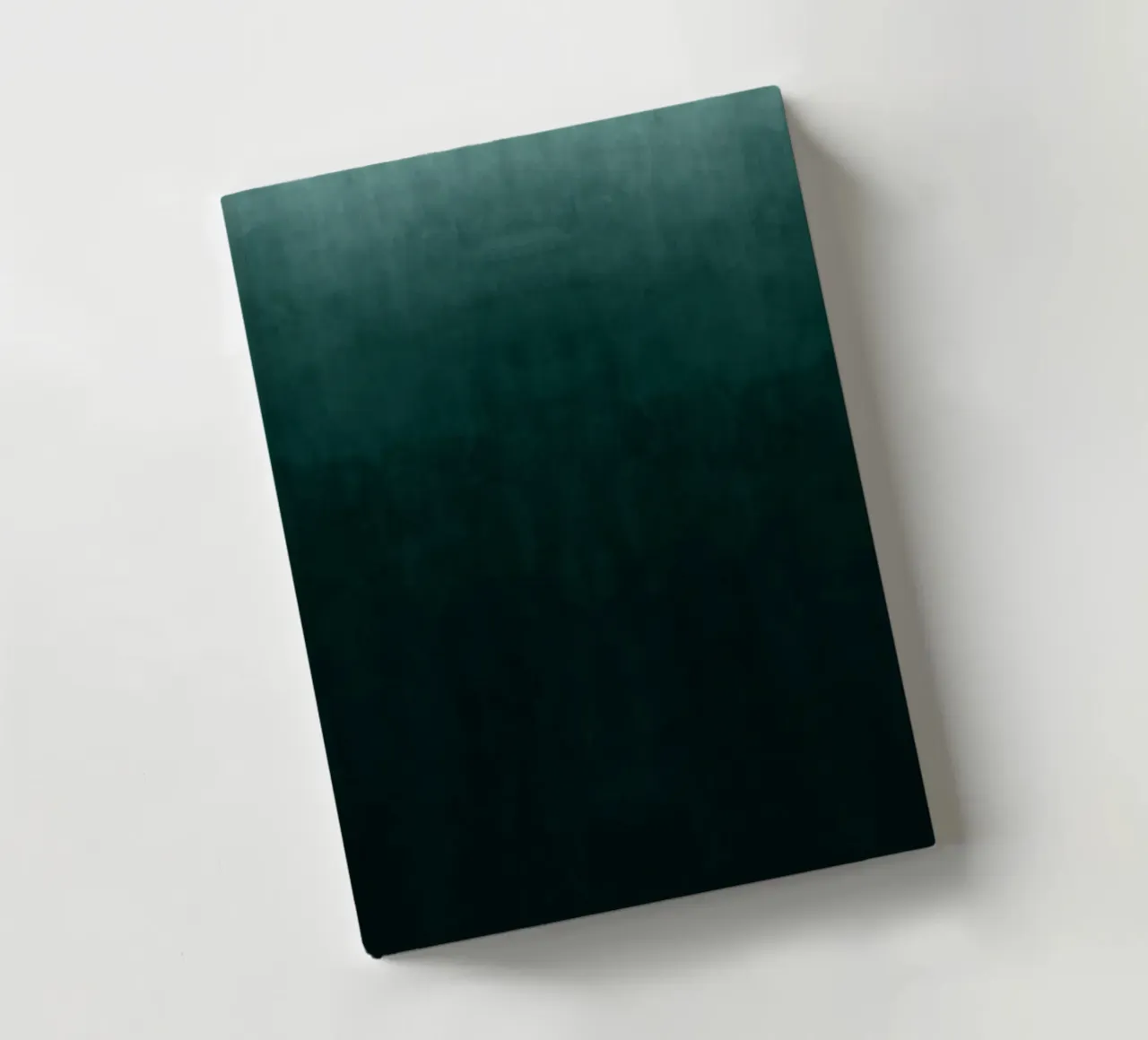 Deep Emerald Green Gradient Abstrakter Kunstdruck Notizbuch von kookiepixel