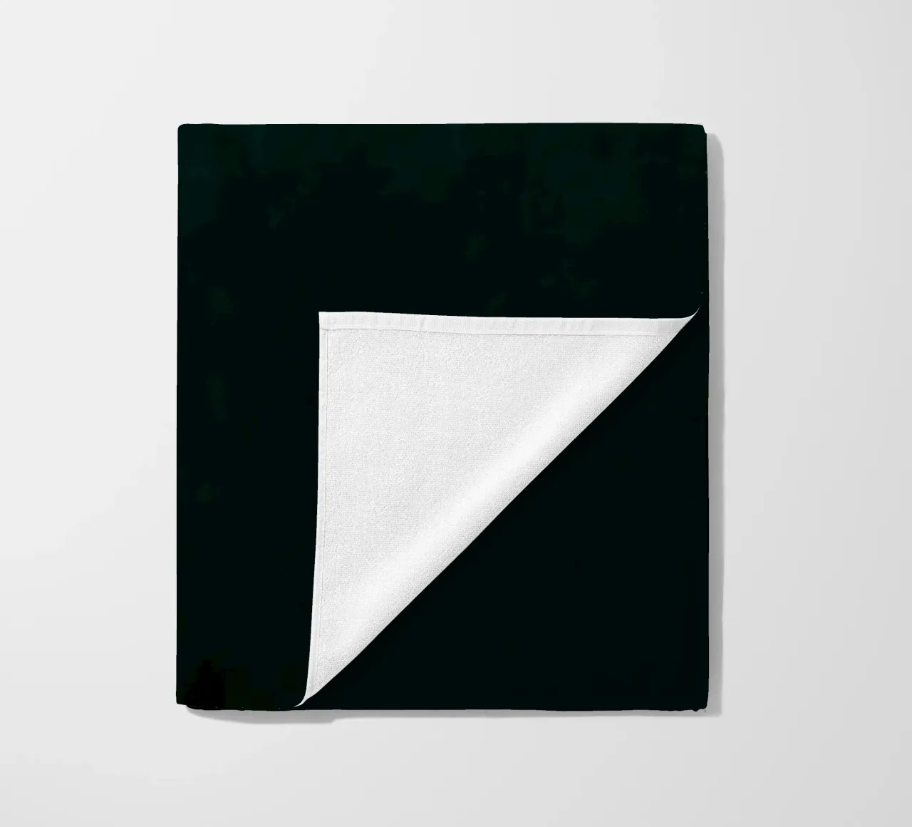 Impression d'art abstrait dégradé vert émeraude profond serviette de plage de kookiepixel