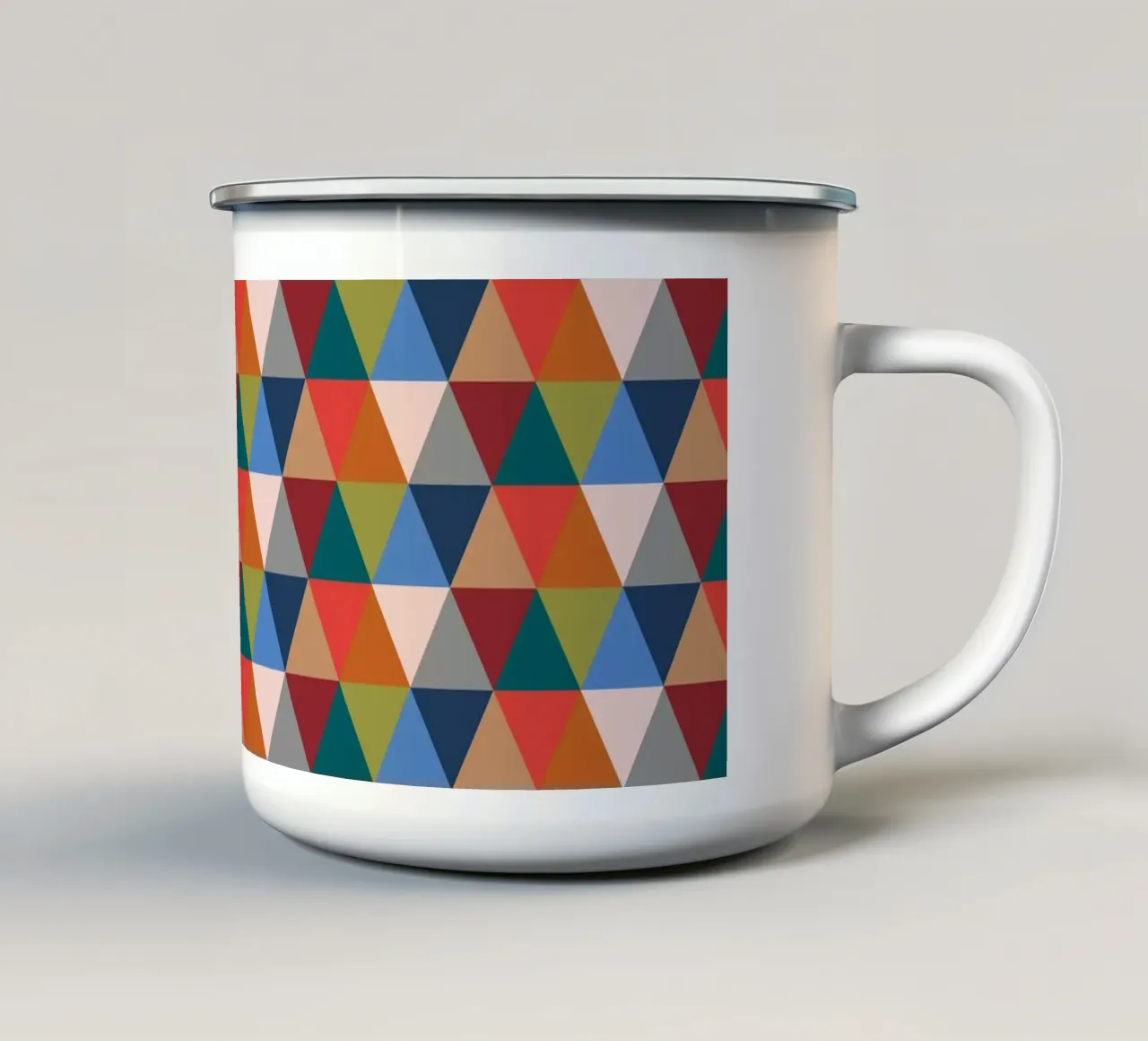 Triangles vibrants - Motif géométrique coloré imprimé mug en émail de kookiepixel