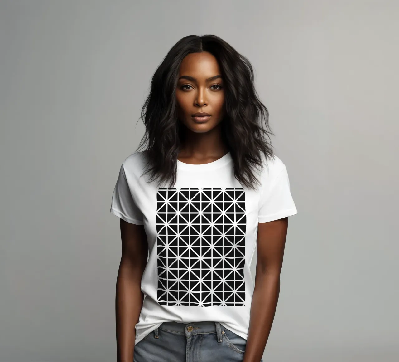 Pattern monocromatico a griglia - Design geometrico minimalista t-shirt da donna da kookiepixel